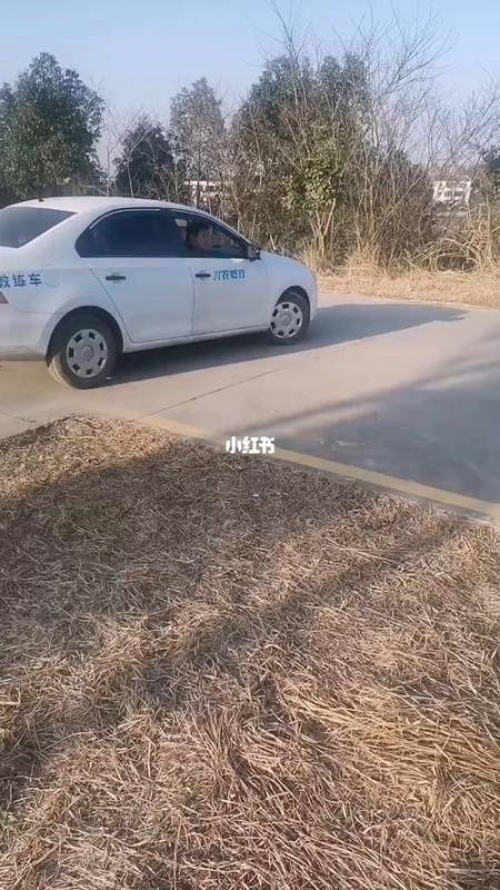 学车后上路怎样照线（学车后怎么练可以上路）