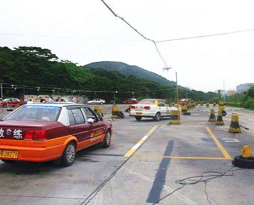 深圳顺路学车（深圳快速学车）