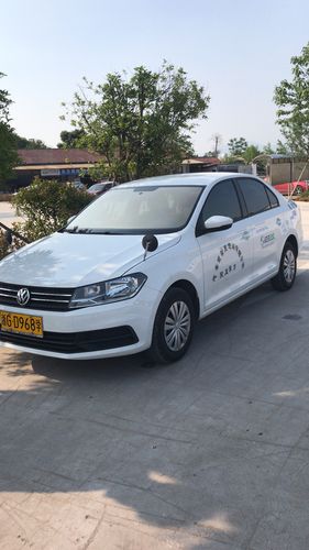 学车小汽车车型（学车 车型）